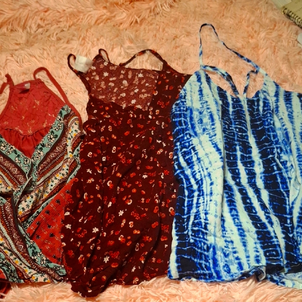 Stylish Women's Multicolor Tops Set